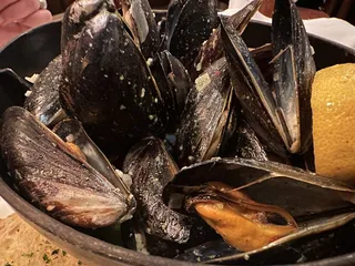 Mama Della's Ristorante