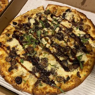 Local Goat and Fig Pizza