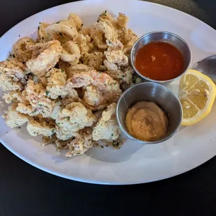 Frittura Gamberi E Calamari