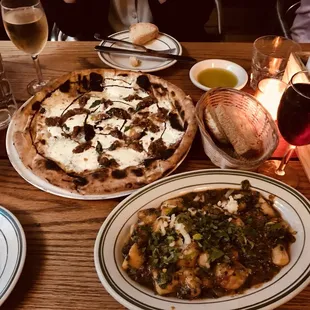 Medina pizza and gnocchi