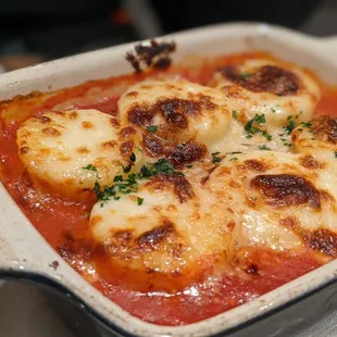 Semolina gnocchi with tomato and mozzarella