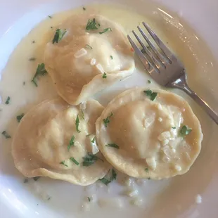 Ravioli con Arogosta (lobster ravioli)