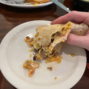 Tortillas kept breaking while trying to eat a fajita taco. Not good.