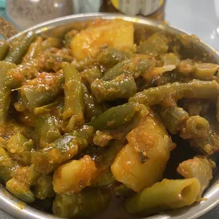 Aloo Simi Ko Tarkari