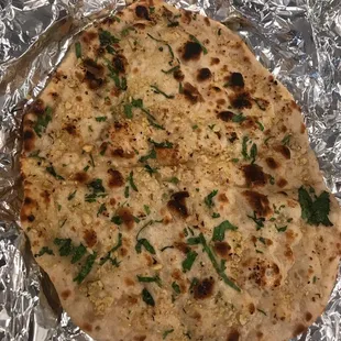 GARLIC NAAN