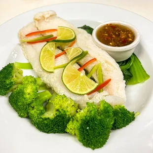 Steamed Sole Filet with spicy lime sauce