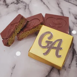 Customized Dubai Chocolate for weddings