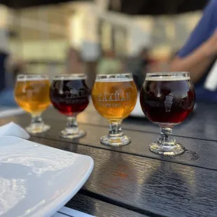 Flight of house beer