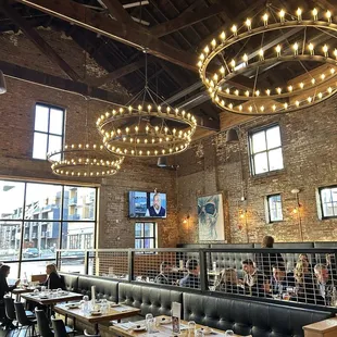 Restaurant Side-Taxman Brewing