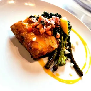 Mahi Mahi again.  We were quite impressed with the presentation, especially given the setting.