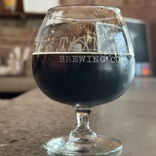 dessert, drink