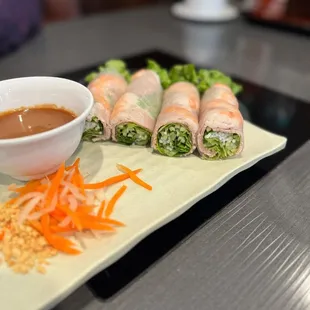 2. Goi Cuon - Fresh Shrimp Spring Rolls