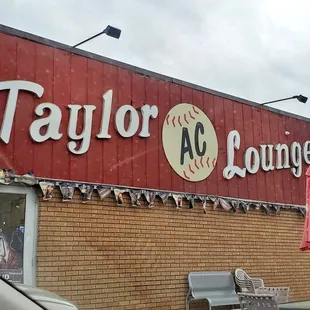 Taylor AC Bar & Grill