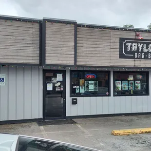 Restaurant Entrance