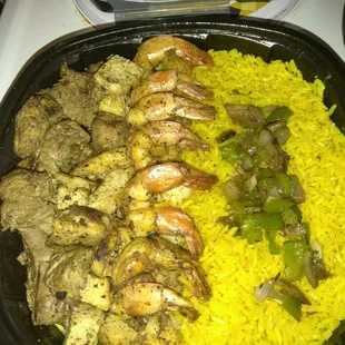 Steak chicken shrimp rice bowl , Texas toast corn beef sandwich..