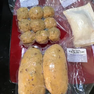 The food came frozen and vacuum sealed