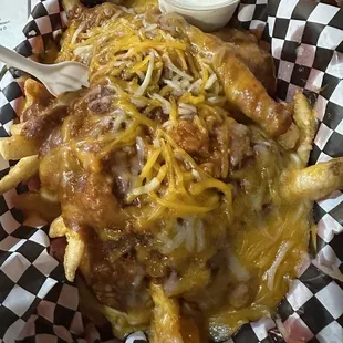 Chili cheese fries