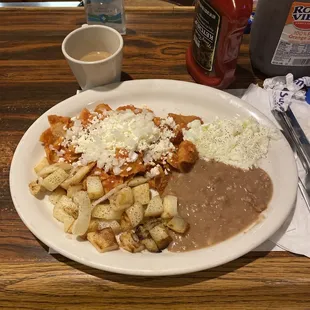 breakfast is served!! Yummy