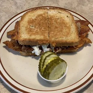 BBQ Bacon Melt (In-House Smoked Pork, Bacon, Jalapeño, Cheddar Cheese, BBQ Sauce, and Cole Slaw) On Grilled Rye Bread.Excellent!