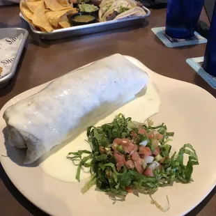 Wet burrito (shrimp and chicken)