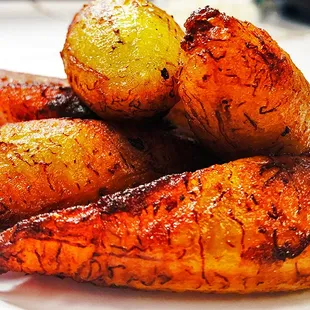 WHAT ABOUT A SNACK TO BREAK FROM BUSY LIFE.  PLATANITO FRITO. SWEET AND TASTY.