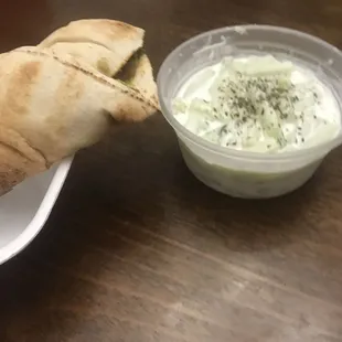 Gyro plus Tzatziki