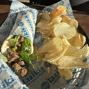 GRILLED BEEF GYRO + CHIPS SIDE