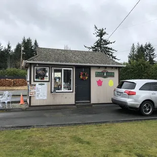 Quick drive thru coffee