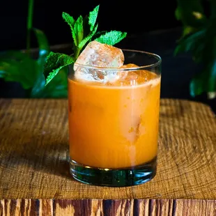 Seasonal Craft Cocktails