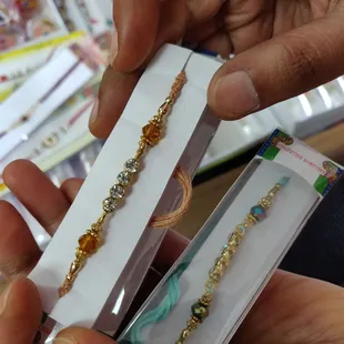 Rakhis