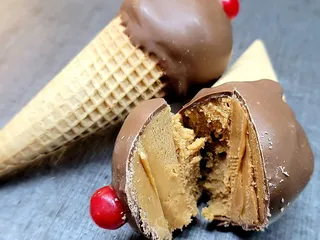 Pollak's Candies