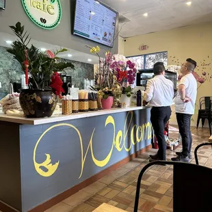 Refreshing drinks. Clean and cozy.