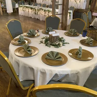 A wedding at Crazy Hollow Farms