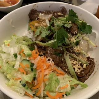 Stir Fried Beef with Chili Oil Vermicelli Bowl
