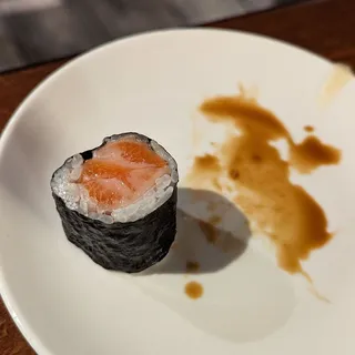 Salmon Maki