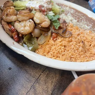 Chicken shrimp fajita