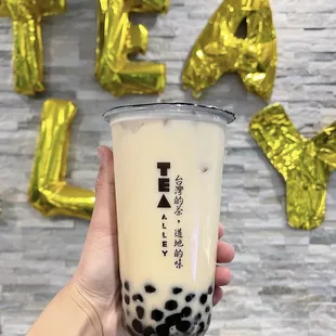 Jasmine Milk Tea with boba
