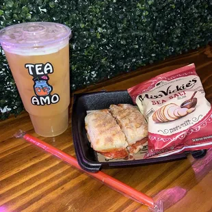 Sandwich combo with tea and chips. Pizzanini sandwich