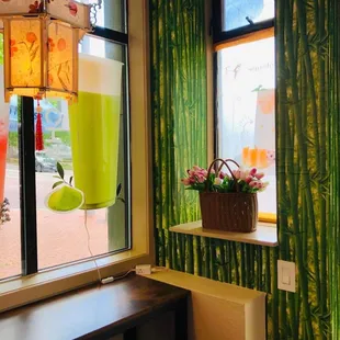 Indoors of Tea Artist