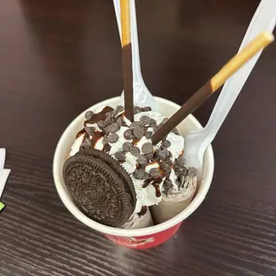 4. Cookies &apos;n Creme Rolls