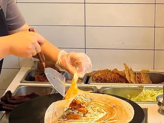 Tea & Crepes