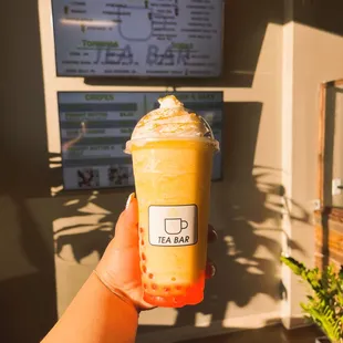 Pineapple Slush w/Strawberry Poppin&apos; Boba &amp; Whipped Cream