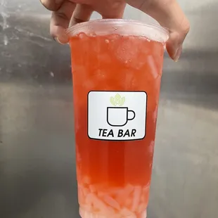 Pomegranate Tea with Lychee Jelly ($5.50 + $0.75 from extra Lychee Jelly)