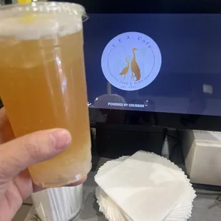 Lychee tea with lychee jelly