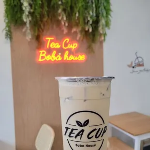 Got the Oolong milk tea with boba.