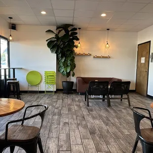 tables and chairs in a coffee shop