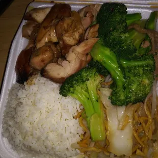 ramen and noodles, food