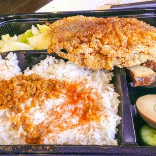 Crispy Chicken Steak Bento