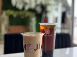 Moji Teahouse