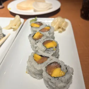 Salmon Mango roll